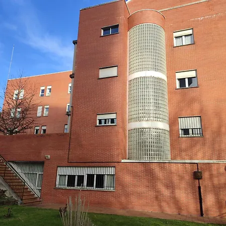 Miresibilbao - Residencia Universitaria מלון *