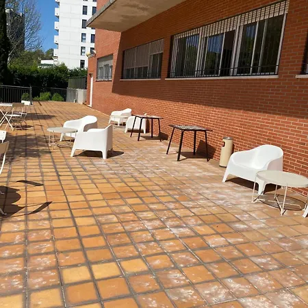 ホテル Miresibilbao - Residencia Universitaria *