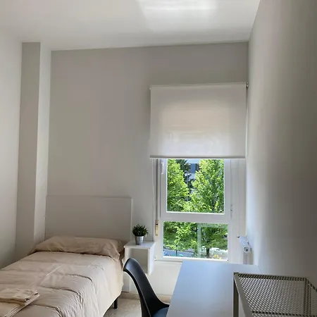 ホテル Miresibilbao - Residencia Universitaria ビルバオ