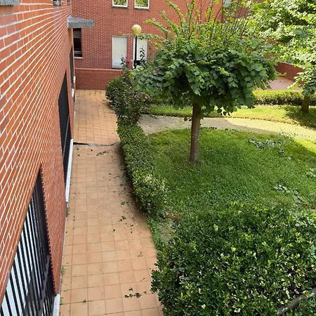 Miresibilbao - Residencia Universitaria מלון בילבאו
