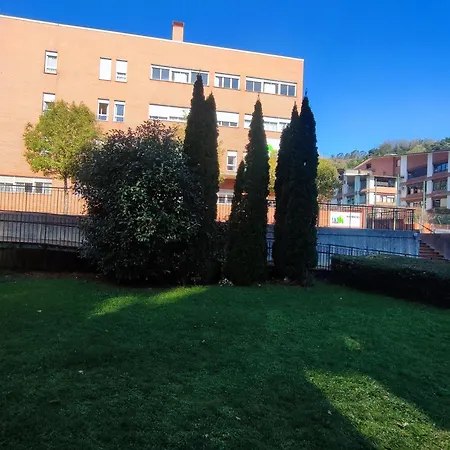 Miresibilbao - Residencia Universitaria מלון